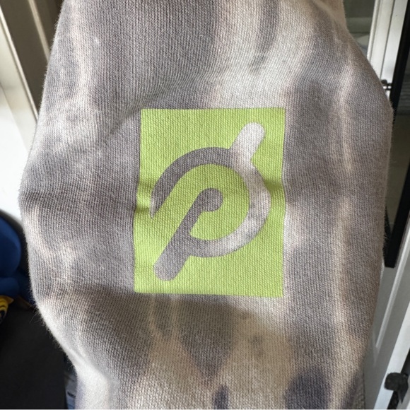 Peloton Women’s Large Tie-dye Sweatshirt & Sweatpants Set - Picture 8 of 11